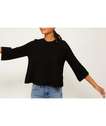 BLACK FLARE SWEATER shop